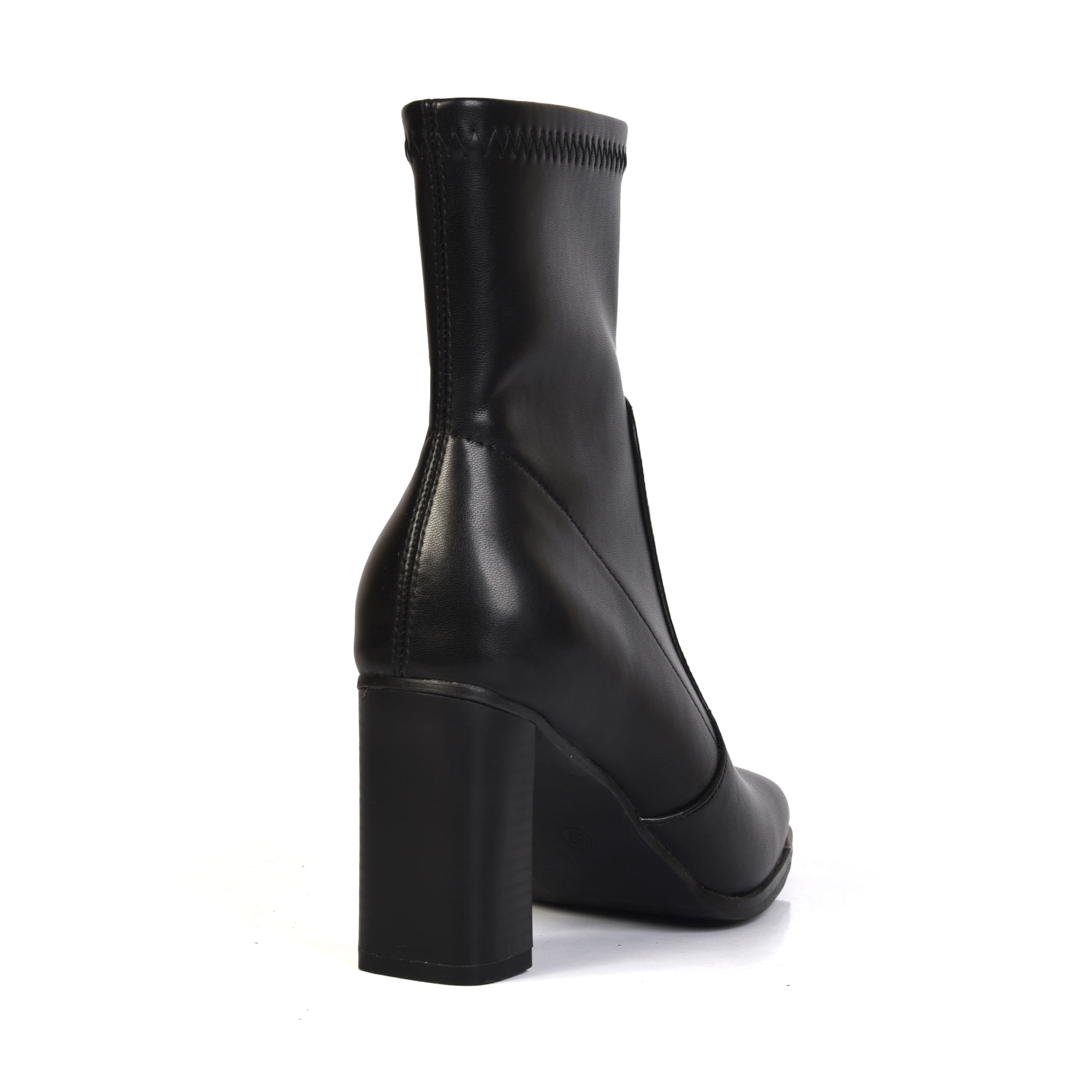 BOTAS CASUAL ANGELA NEGRO - DAMA - Tienda Online Bata Bolivia | Zapatos ...