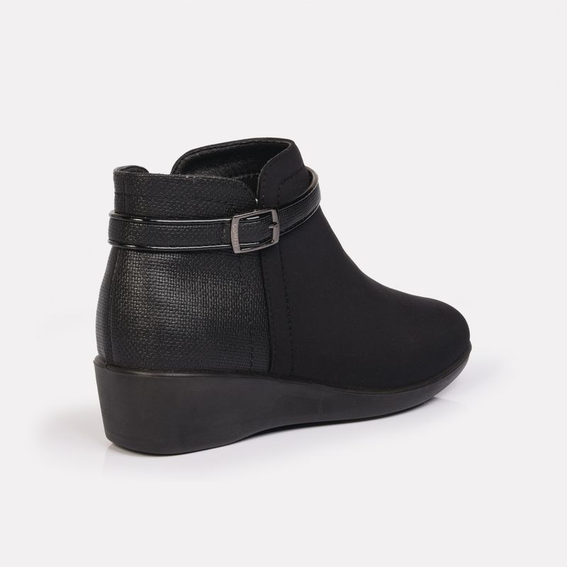 BOTAS--NEWSTAR-NEGRO---DAMA